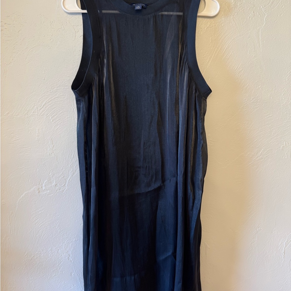 Elegant Black Sleeveless Dress - Picture 2 of 8